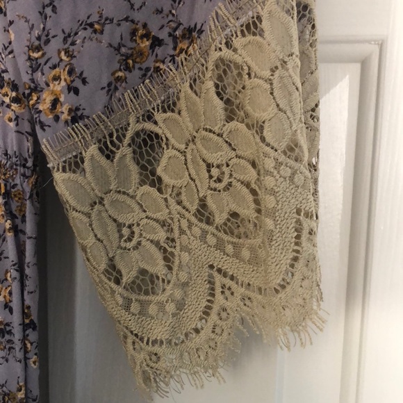 Romper - Picture 7 of 8